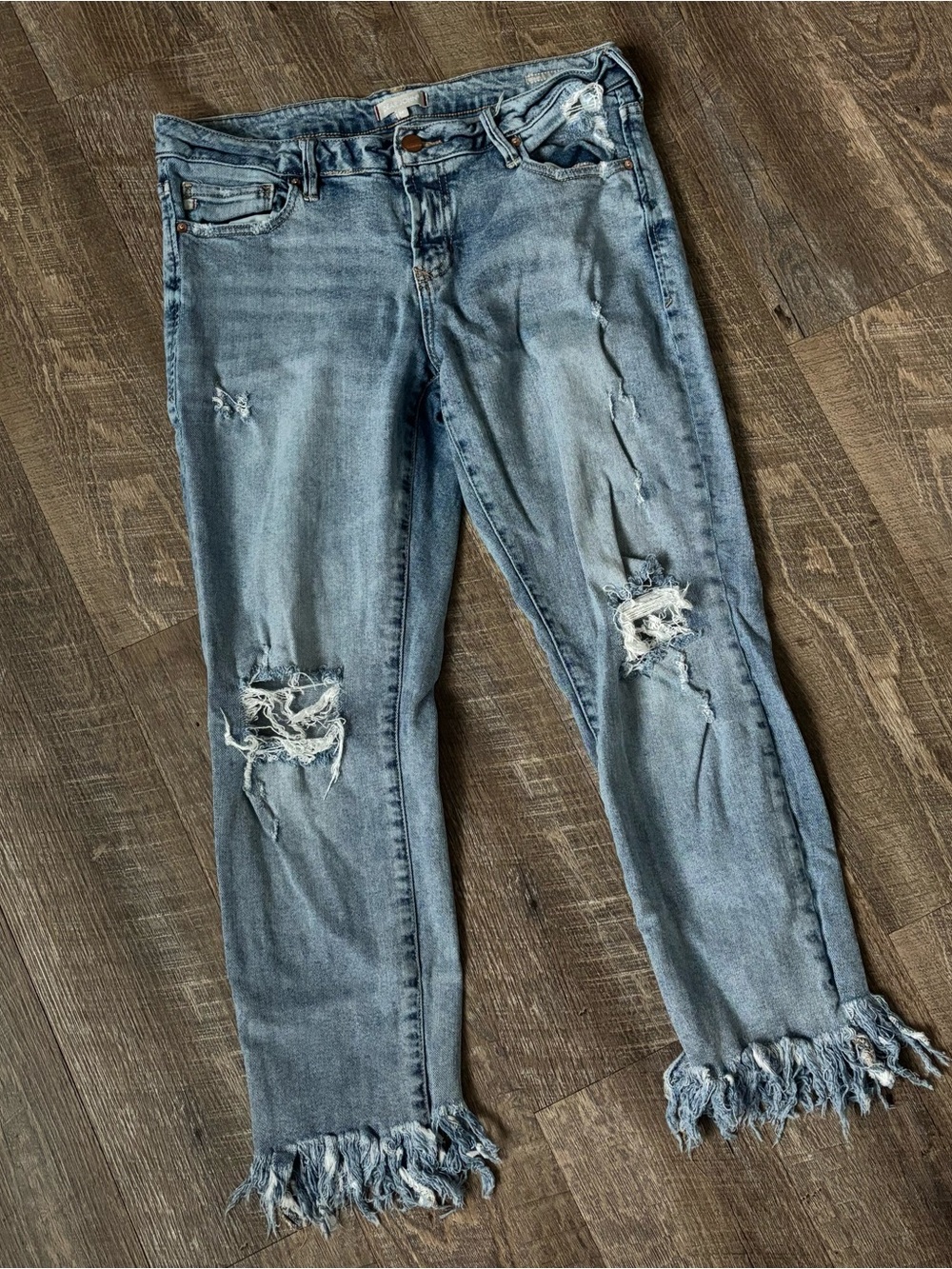 Dear John || Light Blue Distressed Women's Jeans with Frayed Hem